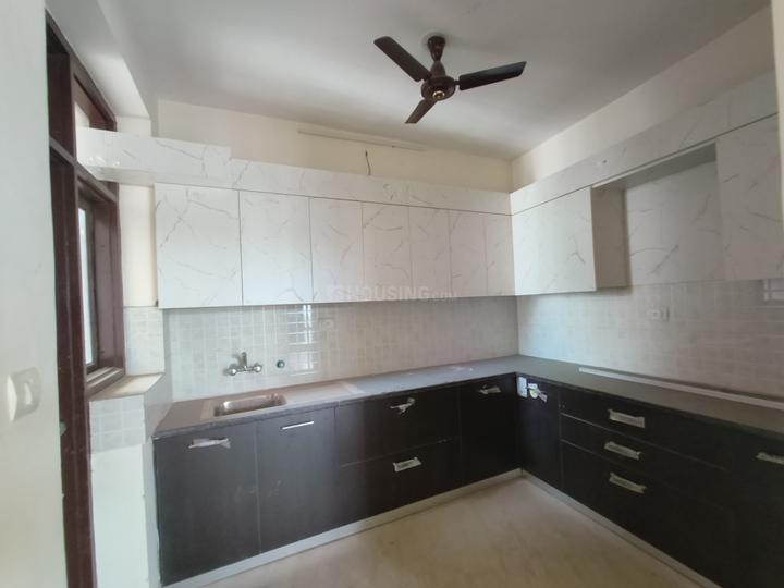 JBB Grand Square Main Image 1