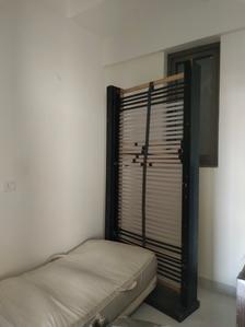 Bedroom Image of 950 Sq.ft 2.5 BHK Apartment / Flat for rent in Savvy Merushikhar, Andheri East Mumbai for Rs. 95000