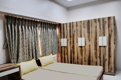 Bedroom Image of Radhakrishna Girls PG in Ambawadi, Ahmedabad