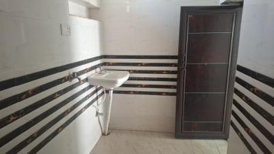 Bathroom Image of 400 Sq.ft 1 BHK Apartment / Flat for rent in Oriya Bazaar Cuttack for Rs. 5000