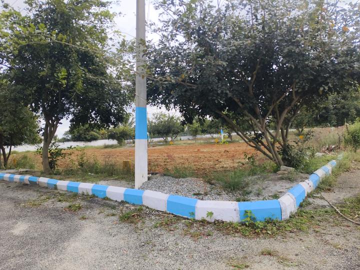 Srushti Silver Woods Main Image 1