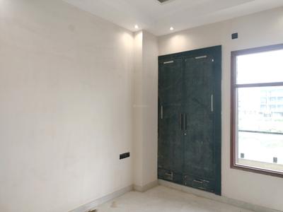 Bedroom Image of 1350 Sq.ft 3 BHK Builder Floor for sale in Sector 98 Faridabad for Rs. 12500000