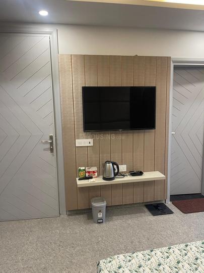 Vijay Estate Main Image 1