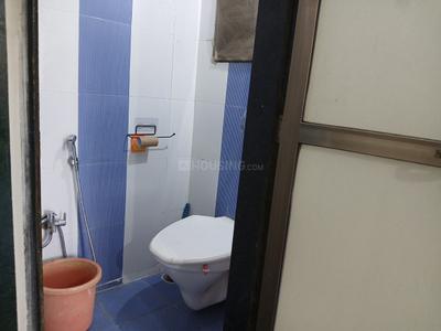 Bathroom Image of 520 Sq.ft 1 BHK Apartment / Flat for rent in Agripada Mumbai for Rs. 45000