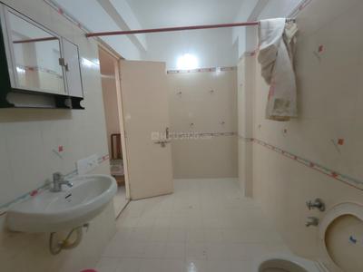 Bathroom Image of 3825 Sq.ft 4 BHK Villa for sale in Prahlad Nagar Ahmedabad for Rs. 45000000