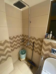 Bathroom Image of 1800 Sq.ft 3 BHK Builder Floor for sale in South Extension I New Delhi for Rs. 40000000