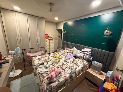 Bedroom Image of 900 Sq.ft 2 BHK Apartment / Flat for sale in Sanskar Apartment, Mulund East Mumbai for Rs. 20000000