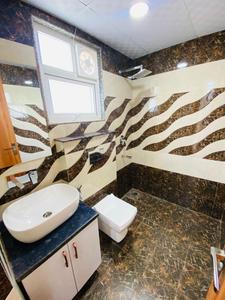 Bathroom Image of Urbanroomz  in Sector 45, Gurgaon