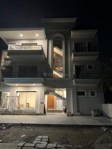 Image of 3690 Sq.ft 5 BHK Builder Floor for sale in Mullanpur Garibdass, Chandigarh for Rs. 32500000