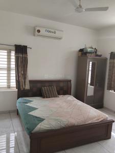Bedroom Image of 2700 Sq.ft 3 BHK Independent House for rent in Thaltej Ahmedabad for Rs. 60000