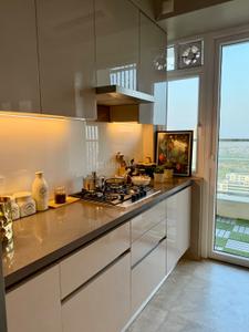 Kitchen Image of 3050 Sq.ft 4.5 BHK Apartment / Flat for rent in DLF One Midtown, Karampura New Delhi for Rs. 189000