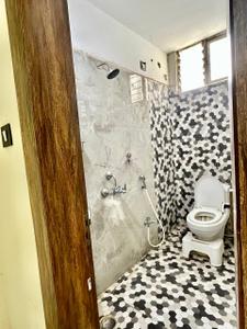 Bathroom Image of 900 Sq.ft 3 BHK Apartment / Flat for sale in RKN Nakshatra Enclave, Awadhpuri Bhopal for Rs. 4000000