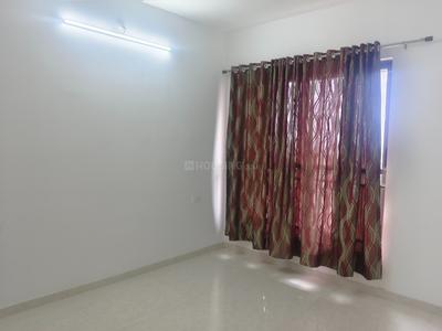Bedroom Image of 960 Sq.ft 2 BHK Apartment / Flat for rent in Manhattan, Charholi Budruk Pune for Rs. 26000