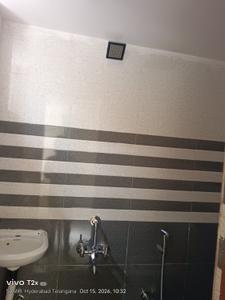 Bathroom Image of 650 Sq.ft 2 BHK Independent House for rent in Serilingampally Hyderabad for Rs. 21000