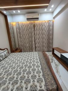 Bedroom Image of 4800 Sq.ft 5 BHK Apartment / Flat for sale in Sunrise Vista, Bodakdev Ahmedabad for Rs. 50000000
