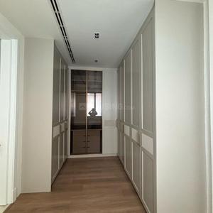 Image of 18000 Sq.ft 9 BHK Villa for sale in Palam Vihar, Gurgaon for Rs. 600000000
