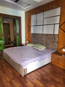 Bedroom Image of 1765 Sq.ft 3.5 BHK Apartment / Flat for sale in Express Zenith, Sector 77 Noida for Rs. 21000000