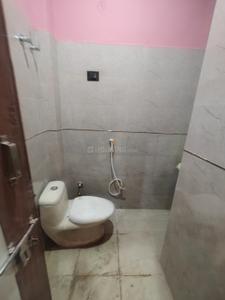 Bathroom Image of 500 Sq.ft 2 BHK Apartment / Flat for rent in Sector 105 Gurgaon for Rs. 15000