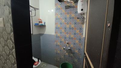 Bathroom Image of 650 Sq.ft 1 BHK Apartment / Flat for rent in Laxmi Township, Kalas Pune for Rs. 18000