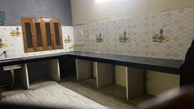 Kitchen Image of 1200 Sq.ft 1 BHK Builder Floor for rent in Hiran Magri Udaipur for Rs. 9000