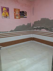 Bedroom Image of 1080 Sq.ft 3 BHK Independent House for rent in Kalindi Vihar Agra for Rs. 10000