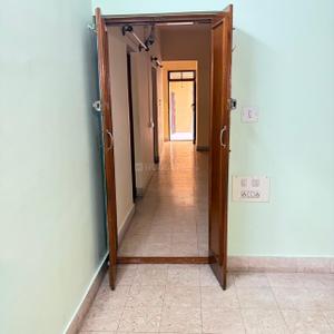 Image of 1700 Sq.ft 3 BHK Independent House for rent in Shanti Nagar, Bengaluru for Rs. 52000