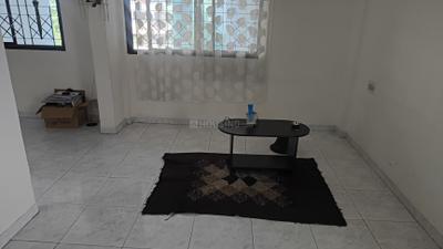 Living Room Image of 900 Sq.ft 2 BHK Apartment / Flat for rent in Magarpatta Grevillea, Magarpatta City Pune for Rs. 32000