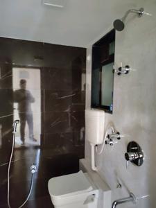 Common Bathroom Image of 920 Sq.ft 2 BHK Apartment / Flat for rent in One Hiranandani Park, Thane West Thane for Rs. 55000