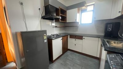 Kitchen Image of 575 Sq.ft 1 BHK Apartment / Flat for rent in Eroor Kochi for Rs. 33000