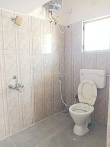 Bathroom Image of 1100 Sq.ft 3 BHK Independent House for rent in K R Puram Bengaluru for Rs. 25000