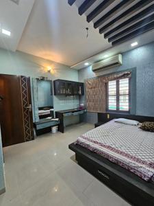 Bedroom Image of 3500 Sq.ft 4 BHK Independent House for rent in Thaltej Ahmedabad for Rs. 125000