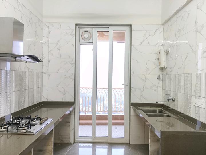 Paradise Sai World Legend Main Image 1