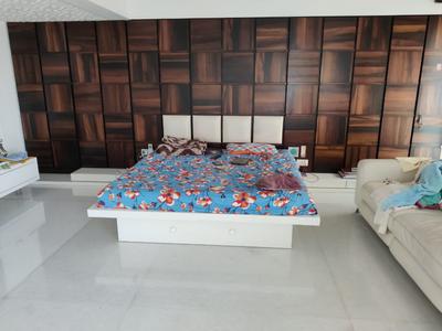 Bedroom Image of 3350 Sq.ft 6 BHK Apartment / Flat for sale in Shamiks Medinee CHS Ltd, Vile Parle East Mumbai for Rs. 145000000