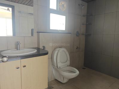 Bathroom Image of 1216 Sq.ft 2 BHK Apartment / Flat for sale in Prestige Lakeside Habitat, Gunjur Village Bengaluru for Rs. 22500000