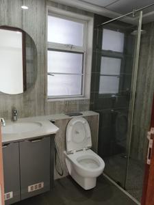 Bathroom Image of 4000 Sq.ft 4 BHK Apartment / Flat for sale in Kaloor Kochi for Rs. 46000000