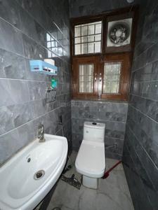 Bathroom Image of 800 Sq.ft 2 BHK Builder Floor for rent in DDA Akshardham Apartments, Sector 19 Dwarka New Delhi for Rs. 32000