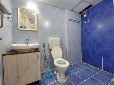 Bathroom Image of 1583 Sq.ft 3 BHK Apartment / Flat for rent in Avadi Chennai for Rs. 30000