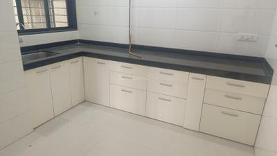 Kitchen Image of 1450 Sq.ft 3 BHK Apartment / Flat for rent in Safal Twins Tower, Chembur Mumbai for Rs. 125000