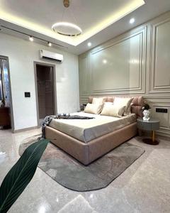 Bedroom Image of 1100 Sq.ft 2 BHK Builder Floor for rent in Rajouri Garden New Delhi for Rs. 40000