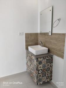 Bathroom Image of 900 Sq.ft 2 BHK Apartment / Flat for rent in Indis VB City, Bolarum Secunderabad for Rs. 22000