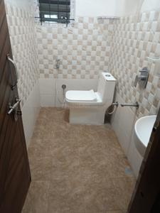 Bathroom Image of 1200 Sq.ft 1 BHK Apartment / Flat for rent in Mahadevapura Bengaluru for Rs. 25000
