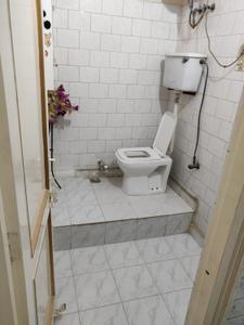Image of 900 Sq.ft 2 BHK Builder Floor for rent in Lajpat Nagar, New Delhi for Rs. 40000