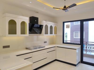 Kitchen Image of 2500 Sq.ft 4 BHK Builder Floor for sale in Ansal Esencia Sector 67, Sector 67 Gurgaon for Rs. 34000000