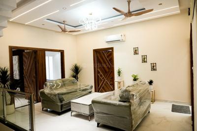 Hall Image of 8000 Sq.ft 8 BHK Villa for sale in Jankipuram Vistar Lucknow for Rs. 60000000
