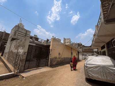 Image of 900 Sq.ft Residential Plot / Land for sale in Sector 82, Noida for Rs. 4500000