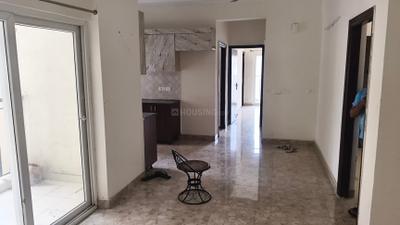 Living Room Image of 1185 Sq.ft 3 BHK Apartment / Flat for rent in Amrapali Centurian Park, Noida Extension Greater Noida for Rs. 23000