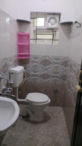 Bathroom Image of 600 Sq.ft 1.5 BHK Builder Floor for rent in Koramangala Bengaluru for Rs. 28000