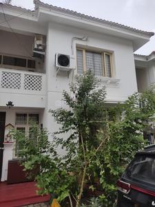 Image of 2230 Sq.ft 3 BHK Duplex for rent in Vishranthi Coconut Grove, Velachery, Chennai for Rs. 45000