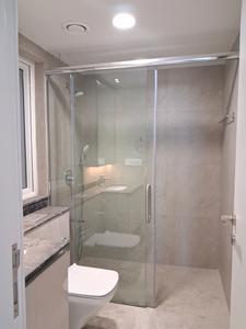 Common Bathroom Image of 1732 Sq.ft 2 BHK Apartment / Flat for sale in DLF One Midtown, Karampura New Delhi for Rs. 39000000