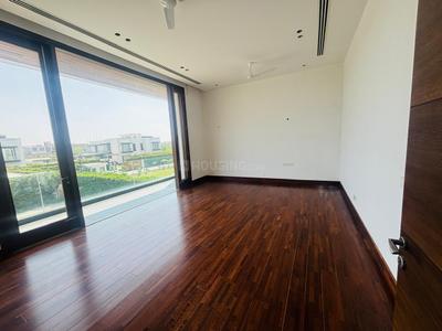 Bedroom Image of 43560 Sq.ft 6 BHK Farm House for sale in DLF Farms New Delhi for Rs. 550000000